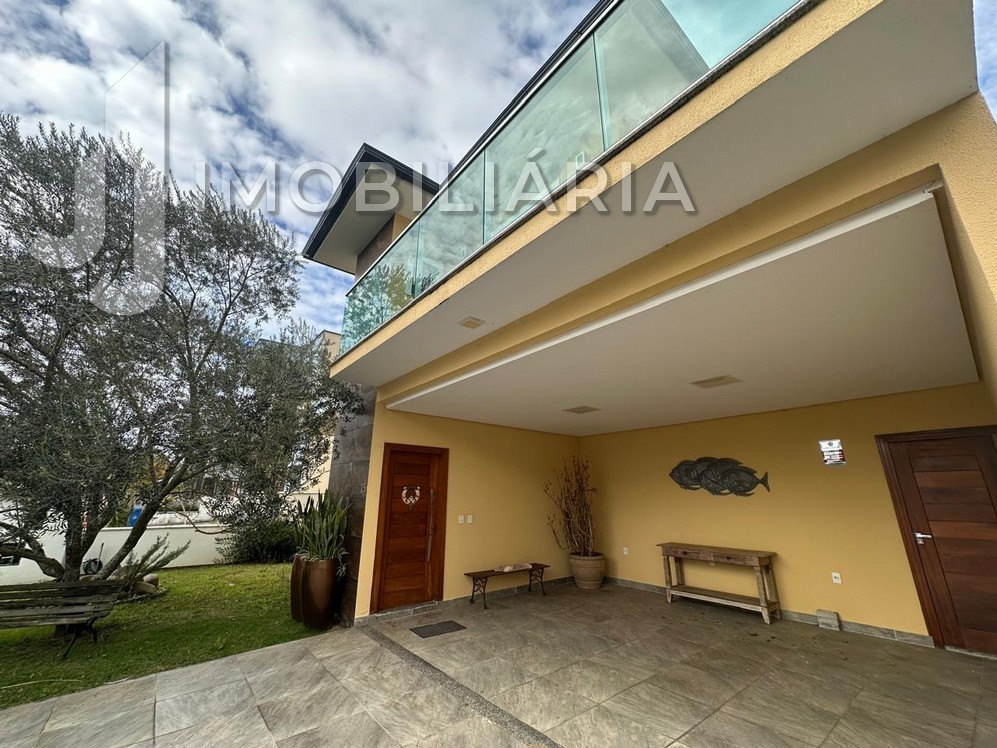 Casa Residencial para venda no Sao Joao do Rio Vermelho em Florianopolis com 375m² por R$ 1.700.000,00