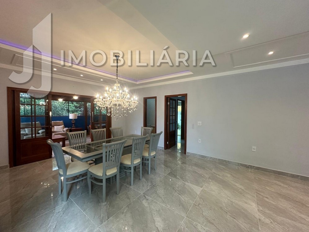 Casa Residencial para venda no Sao Joao do Rio Vermelho em Florianopolis com 375m² por R$ 1.700.000,00