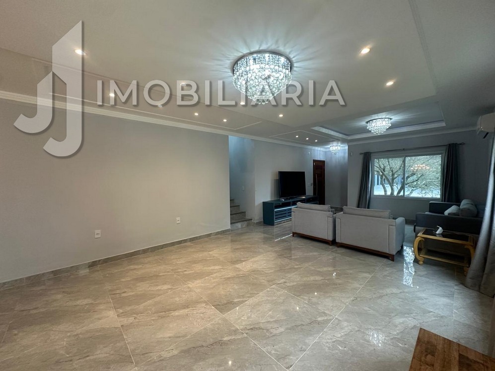 Casa Residencial para venda no Sao Joao do Rio Vermelho em Florianopolis com 375m² por R$ 1.700.000,00