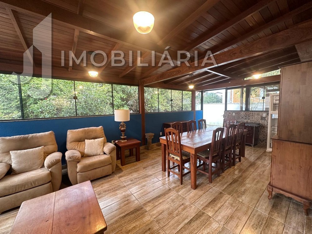 Casa Residencial para venda no Sao Joao do Rio Vermelho em Florianopolis com 375m² por R$ 1.700.000,00