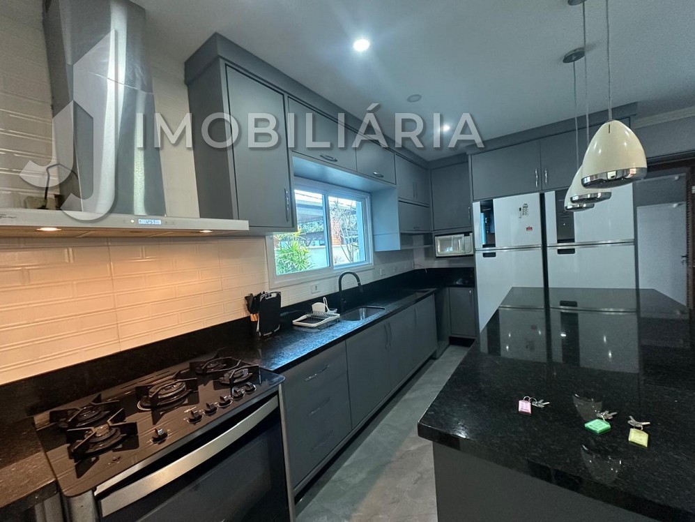 Casa Residencial para venda no Sao Joao do Rio Vermelho em Florianopolis com 375m² por R$ 1.700.000,00