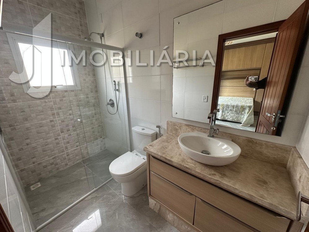 Casa Residencial para venda no Sao Joao do Rio Vermelho em Florianopolis com 375m² por R$ 1.700.000,00