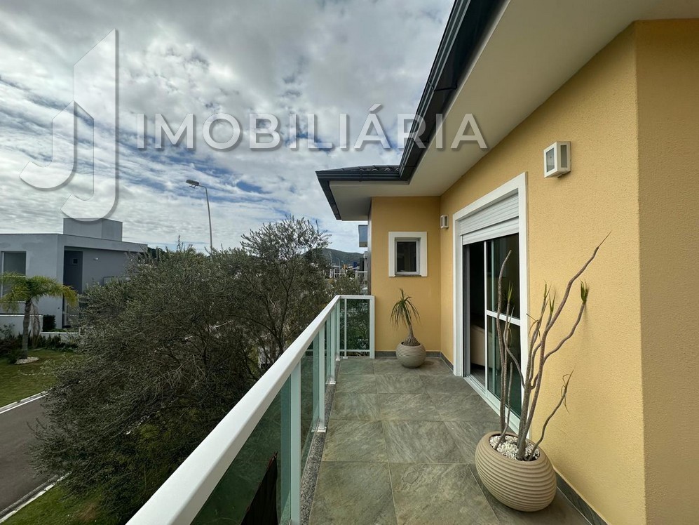 Casa Residencial para venda no Sao Joao do Rio Vermelho em Florianopolis com 375m² por R$ 1.700.000,00