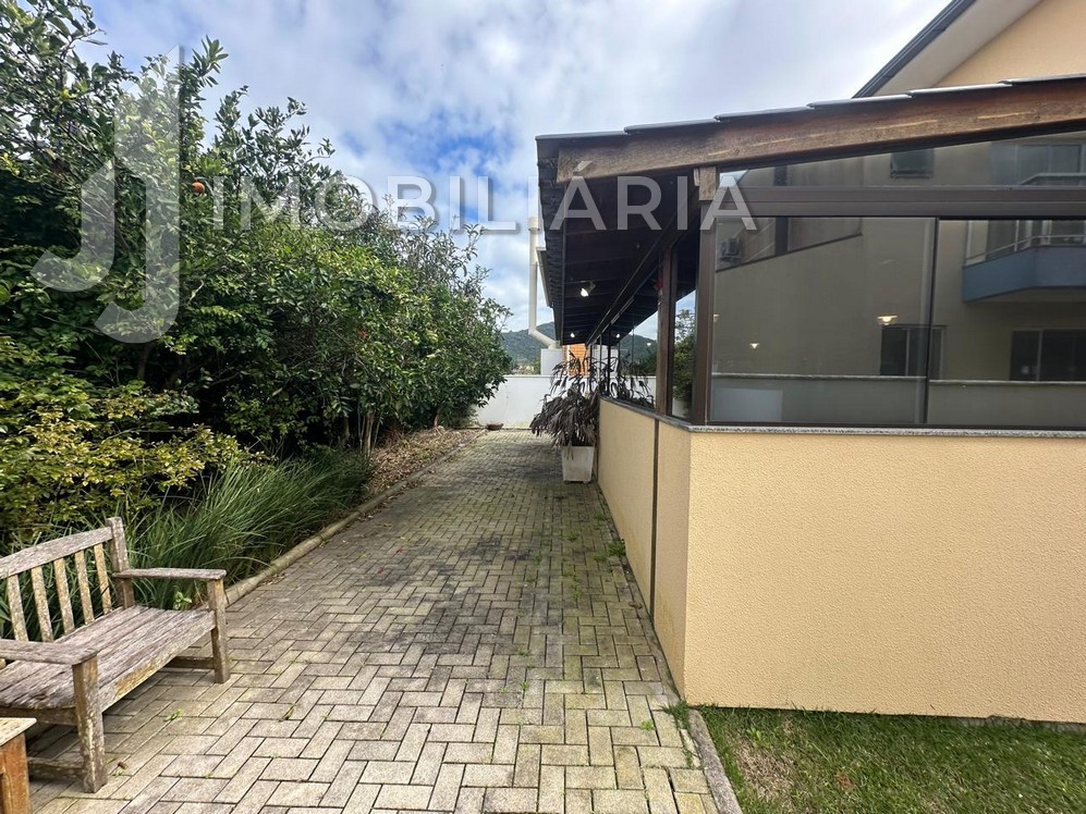 Casa Residencial para venda no Sao Joao do Rio Vermelho em Florianopolis com 375m² por R$ 1.700.000,00