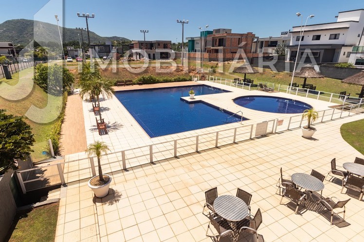 Casa Residencial para venda no Sao Joao do Rio Vermelho em Florianopolis com 375m² por R$ 1.700.000,00
