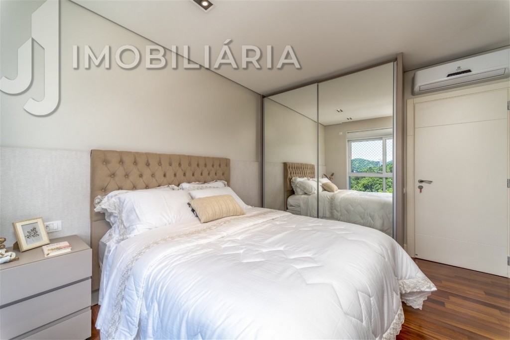 Apartamento para venda no Balneario Santa Clara em Itajai com 330m² por R$ 6.500.000,00 Apartamento para venda no Balneario Santa Clara em Itajai com 330m² por R$ 6.500.000,00