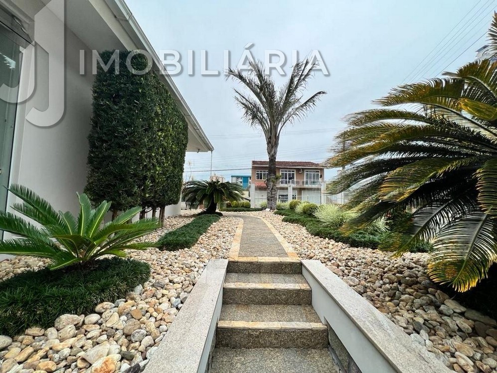 Casa Residencial para venda no Barreiros em Sao Jose com 525m² por R$ 2.698.000,00 Casa Residencial para venda no Barreiros em Sao Jose com 525m² por R$ 2.698.000,00