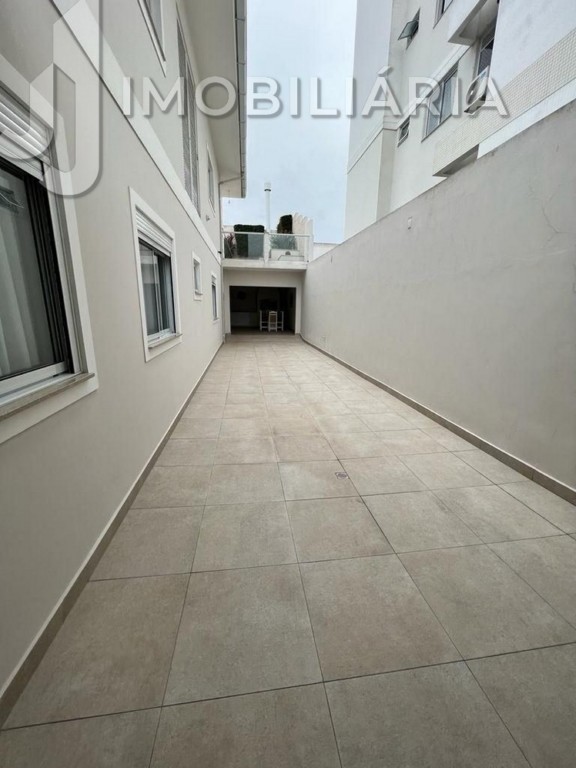 Casa Residencial para venda no Barreiros em Sao Jose com 525m² por R$ 2.698.000,00 Casa Residencial para venda no Barreiros em Sao Jose com 525m² por R$ 2.698.000,00