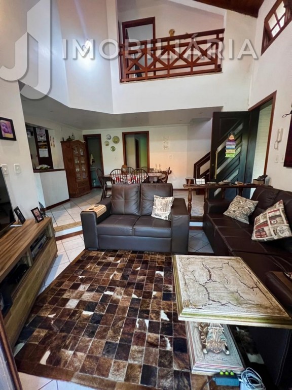 Casa Residencial para venda no Ingleses do Rio Vermelho em Florianopolis com 342m² por R$ 2.014.000,00 Casa Residencial para venda no Ingleses do Rio Vermelho em Florianopolis com 342m² por R$ 2.014.000,00