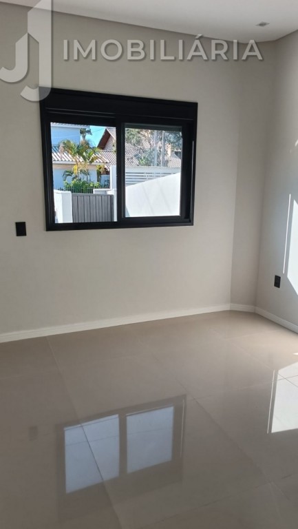 Casa Residencial para venda no Ingleses do Rio Vermelho em Florianopolis com 540m² por R$ 2.200.000,00