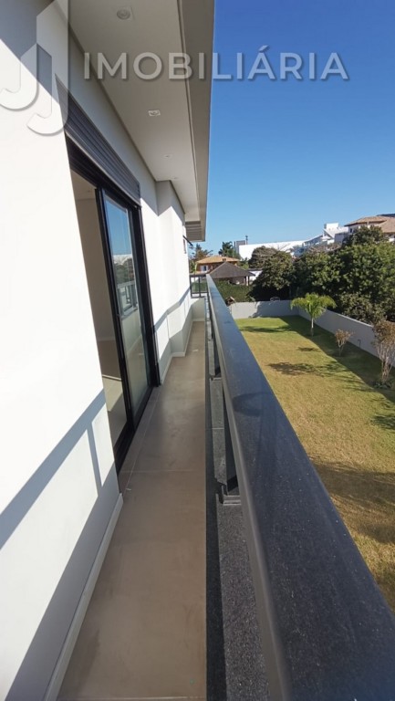 Casa Residencial para venda no Ingleses do Rio Vermelho em Florianopolis com 540m² por R$ 2.200.000,00