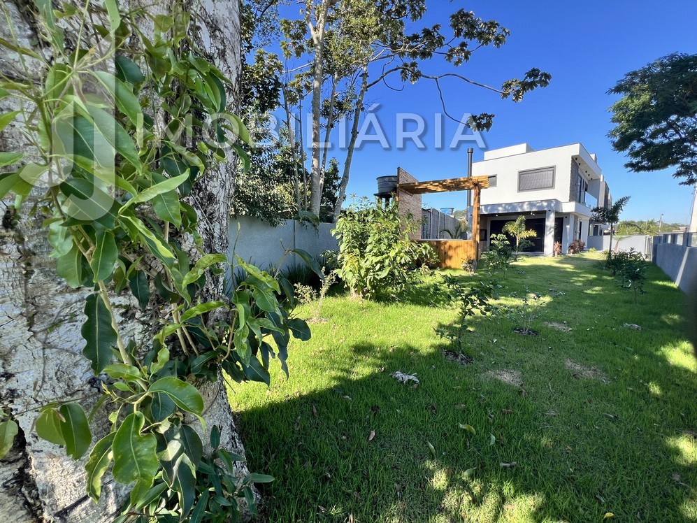 Casa Residencial para venda no Cachoeira do Bom Jesus em Florianopolis com 386,88m² por R$ 1.999.000,00 Casa Residencial para venda no Cachoeira do Bom Jesus em Florianopolis com 386,88m² por R$ 1.999.000,00