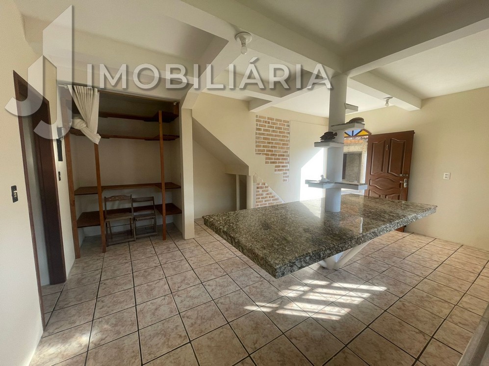 Apartamento para locacao no Sao Joao do Rio Vermelho em Florianopolis com 0m² por R$ 1.900,00