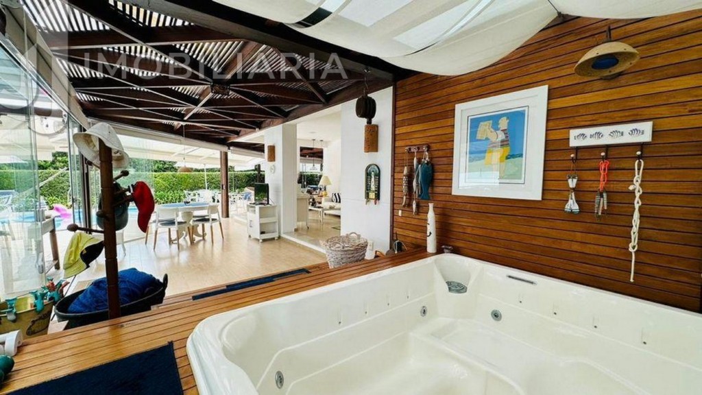 Casa Residencial para venda no Jurere Internacional em Florianopolis com 790m² por R$ 6.195.000,00 Casa Residencial para venda no Jurere Internacional em Florianopolis com 790m² por R$ 6.195.000,00