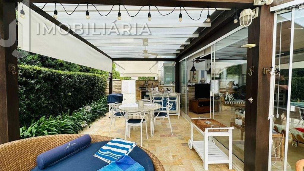 Casa Residencial para venda no Jurere Internacional em Florianopolis com 790m² por R$ 6.195.000,00 Casa Residencial para venda no Jurere Internacional em Florianopolis com 790m² por R$ 6.195.000,00