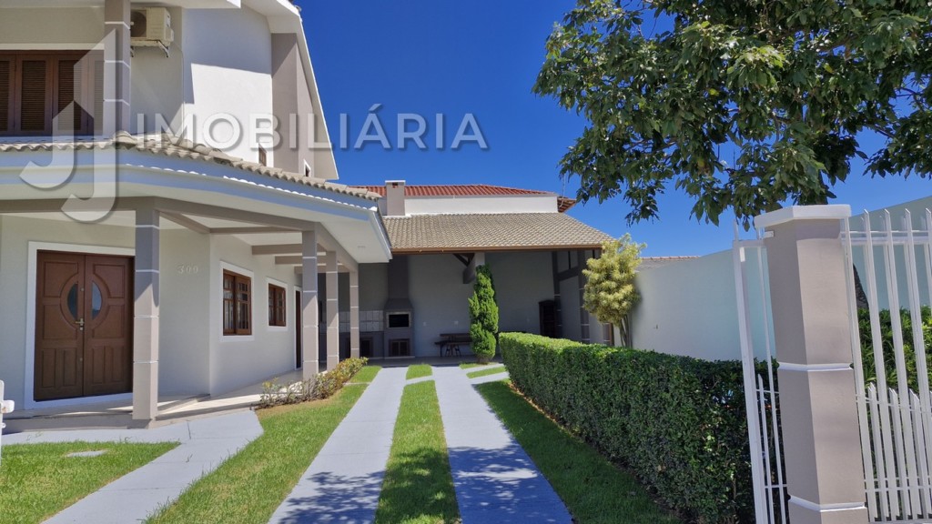 Casa Residencial para venda no Ingleses do Rio Vermelho em Florianopolis com 400m² por R$ 1.380.000,00 Casa Residencial para venda no Ingleses do Rio Vermelho em Florianopolis com 400m² por R$ 1.380.000,00