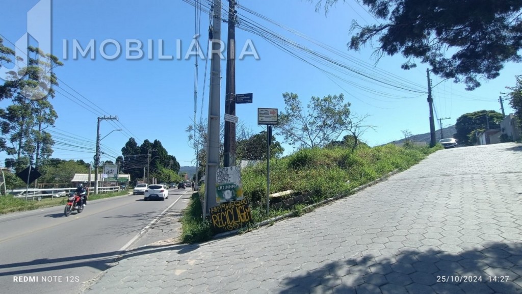 Terreno para venda no Sao Joao do Rio Vermelho em Florianopolis com 400m² por R$ 1.000.000,00