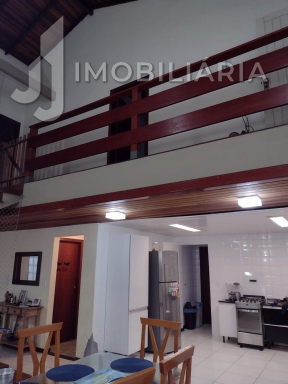 Casa Residencial para venda no Ingleses do Rio Vermelho em Florianopolis com 697,5m² por R$ 990.000,00