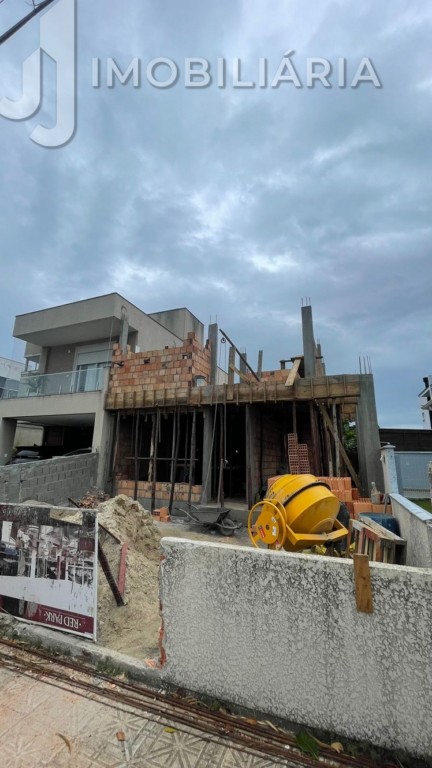 Casa Residencial para venda no Sao Joao do Rio Vermelho em Florianopolis com 240m² por R$ 1.100.000,00