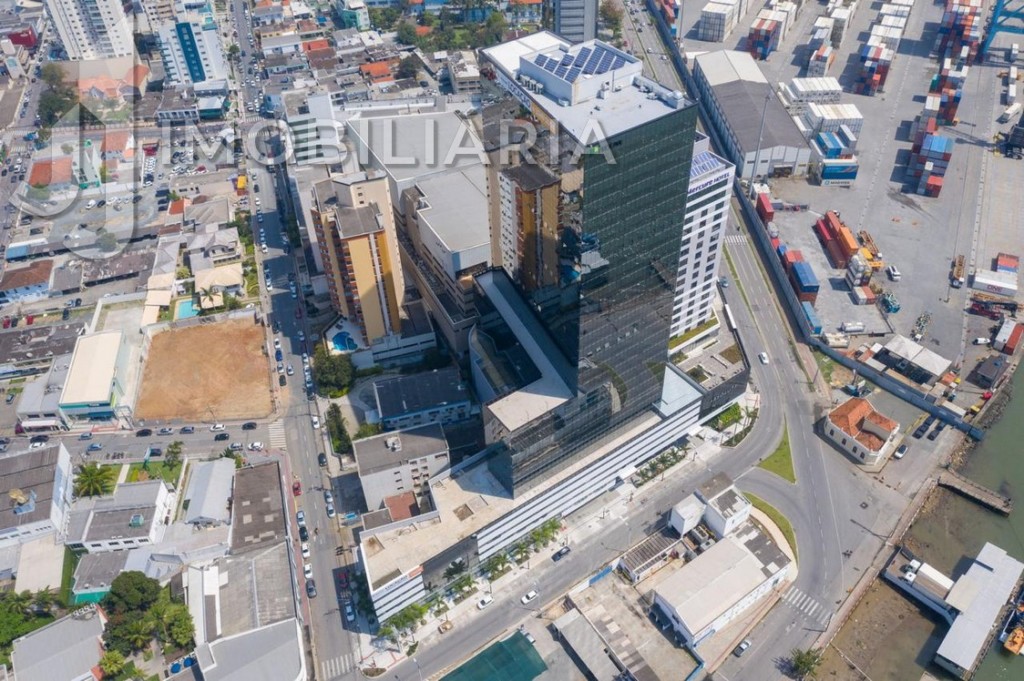 Cjto Comercial_sala para venda no Centro em Itajai com 107,02m² por R$ 2.000.000,00 Cjto Comercial_sala para venda no Centro em Itajai com 107,02m² por R$ 2.000.000,00