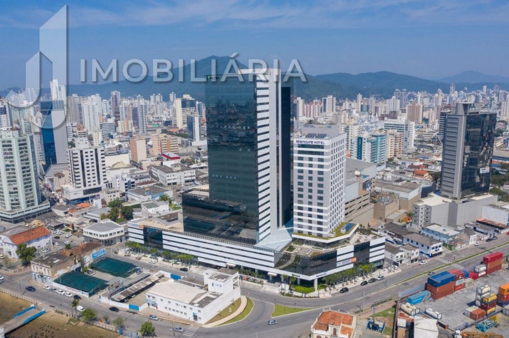 Cjto Comercial_sala para venda no Centro em Itajai com 107,02m² por R$ 2.000.000,00 Cjto Comercial_sala para venda no Centro em Itajai com 107,02m² por R$ 2.000.000,00