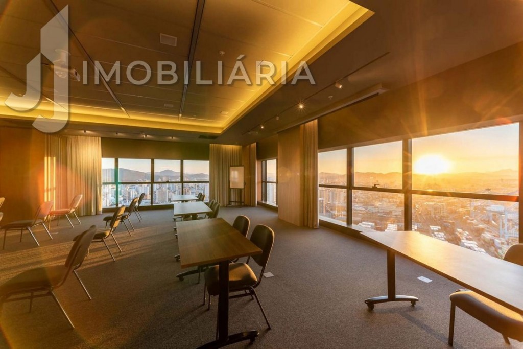 Cjto Comercial_sala para venda no Centro em Itajai com 107,02m² por R$ 2.000.000,00 Cjto Comercial_sala para venda no Centro em Itajai com 107,02m² por R$ 2.000.000,00