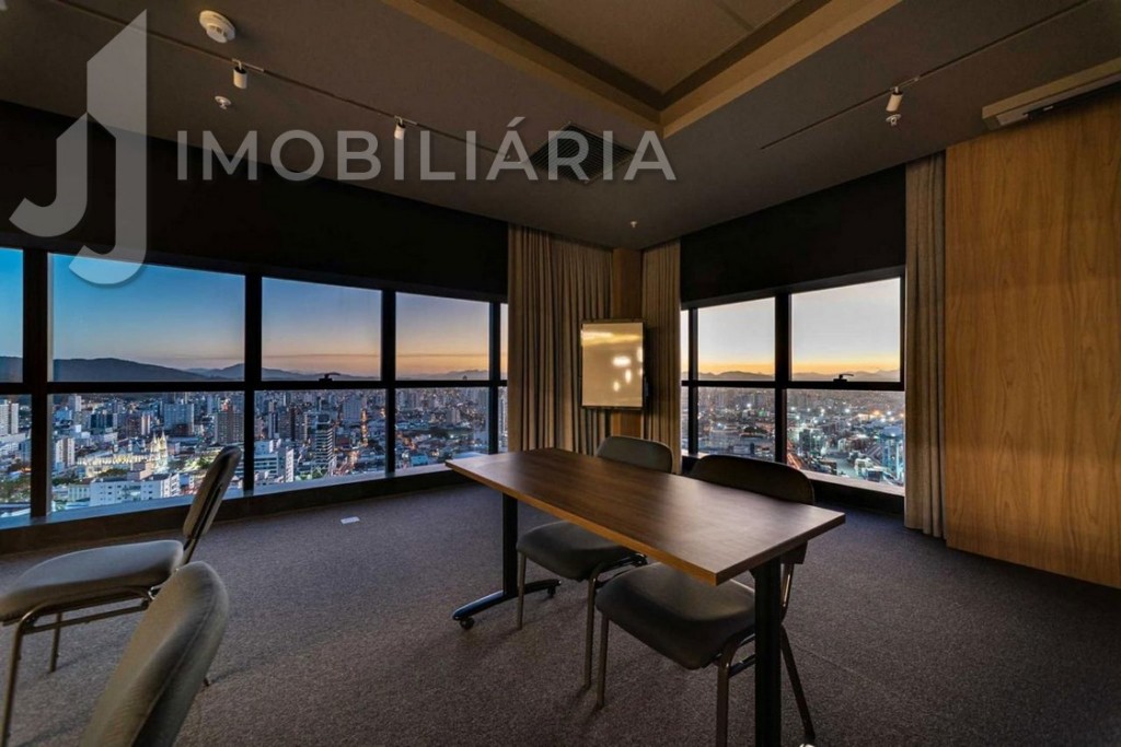 Cjto Comercial_sala para venda no Centro em Itajai com 107,02m² por R$ 2.000.000,00 Cjto Comercial_sala para venda no Centro em Itajai com 107,02m² por R$ 2.000.000,00