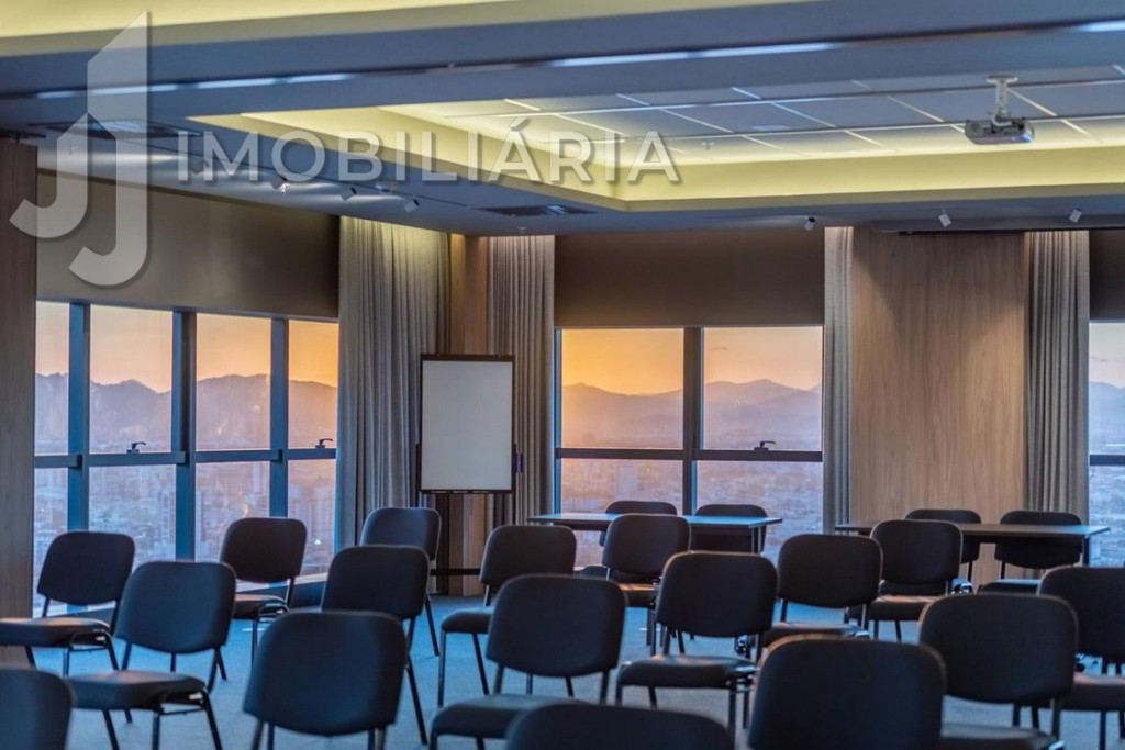 Cjto Comercial_sala para venda no Centro em Itajai com 107,02m² por R$ 2.000.000,00 Cjto Comercial_sala para venda no Centro em Itajai com 107,02m² por R$ 2.000.000,00