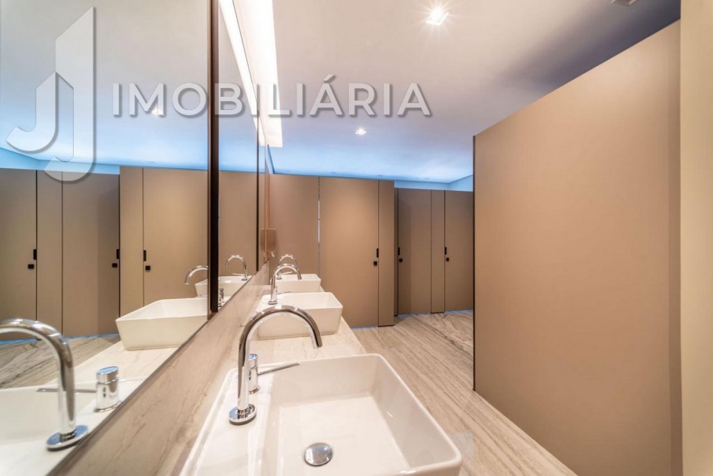 Cjto Comercial_sala para venda no Centro em Itajai com 107,02m² por R$ 2.000.000,00 Cjto Comercial_sala para venda no Centro em Itajai com 107,02m² por R$ 2.000.000,00