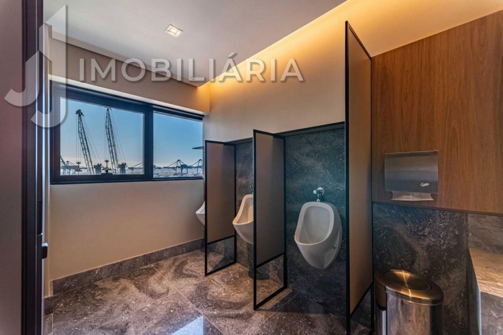 Cjto Comercial_sala para venda no Centro em Itajai com 107,02m² por R$ 2.000.000,00 Cjto Comercial_sala para venda no Centro em Itajai com 107,02m² por R$ 2.000.000,00