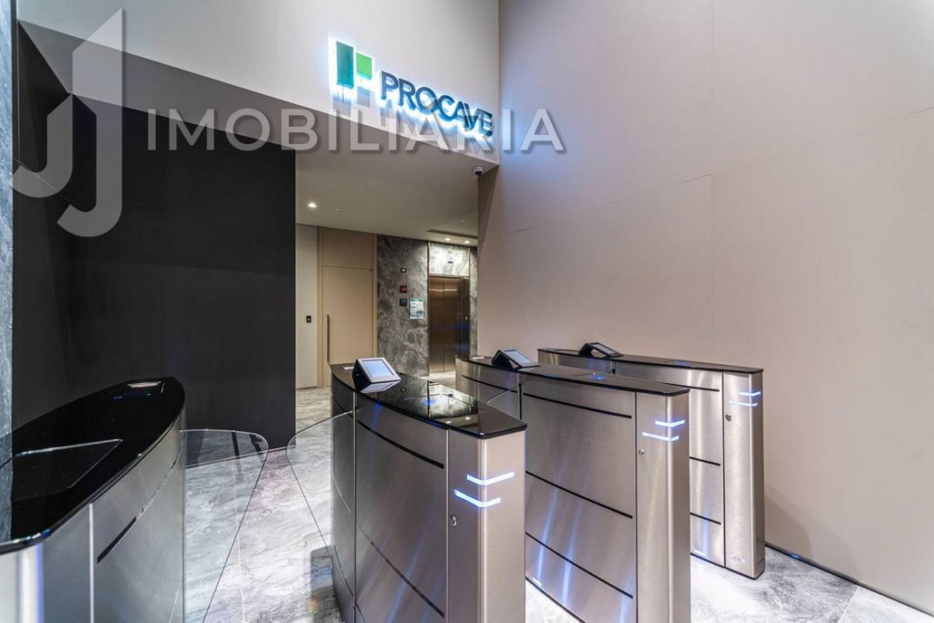 Cjto Comercial_sala para venda no Centro em Itajai com 107,02m² por R$ 2.000.000,00 Cjto Comercial_sala para venda no Centro em Itajai com 107,02m² por R$ 2.000.000,00