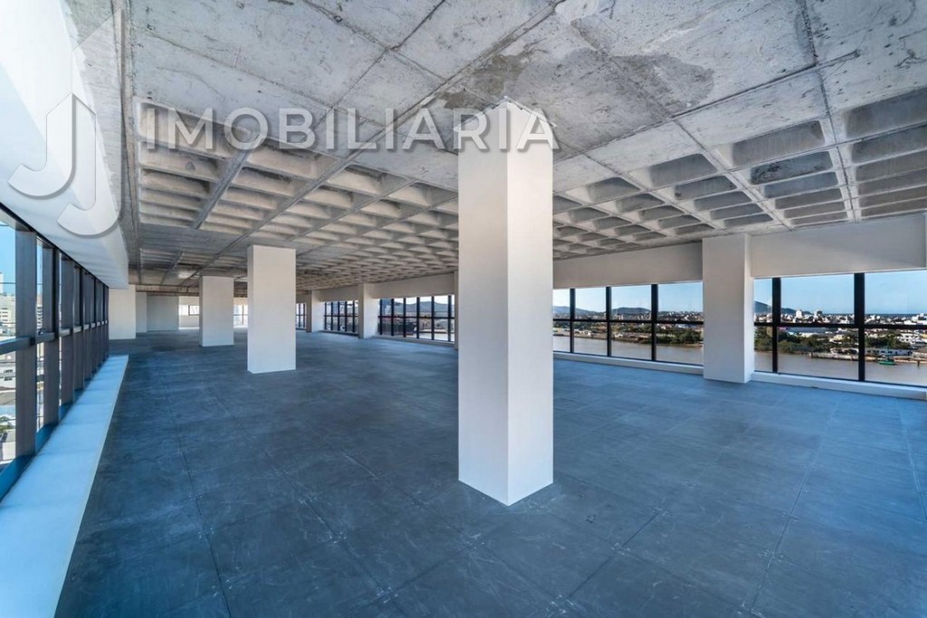 Cjto Comercial_sala para venda no Centro em Itajai com 107,02m² por R$ 2.000.000,00 Cjto Comercial_sala para venda no Centro em Itajai com 107,02m² por R$ 2.000.000,00