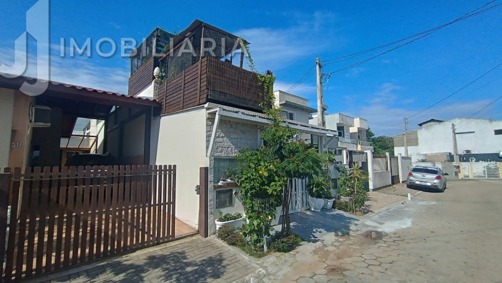 Casa Residencial para venda no Sao Joao do Rio Vermelho em Florianopolis com 101m² por R$ 310.000,00
