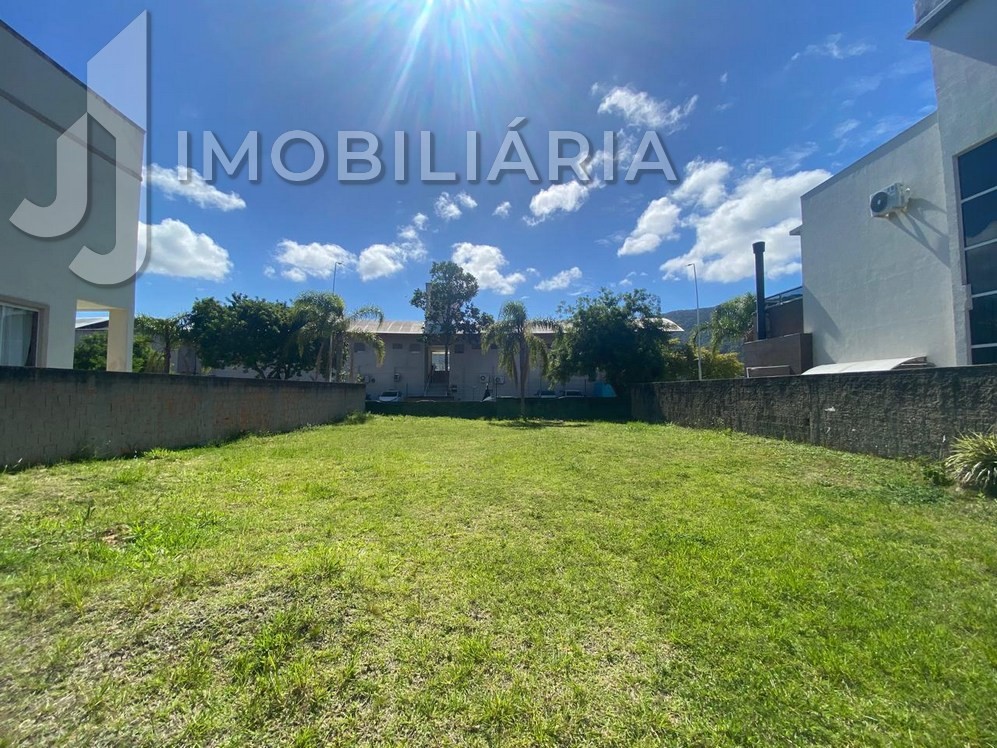 Terreno para venda no Sao Joao do Rio Vermelho em Florianopolis com 375m² por R$ 440.000,00