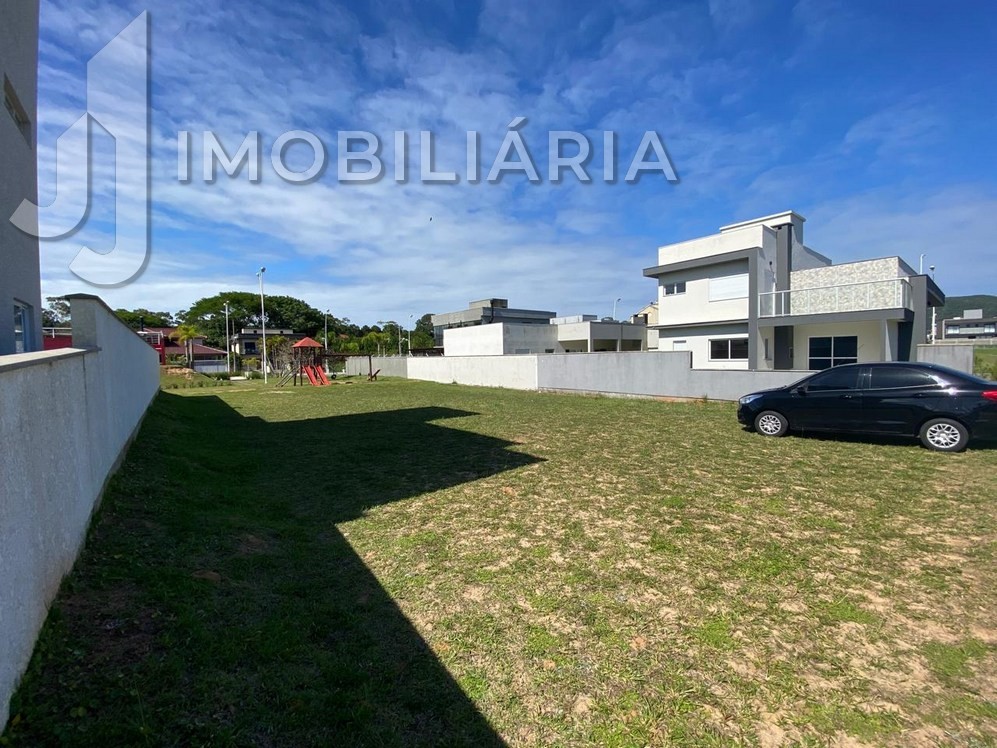 Terreno para venda no Sao Joao do Rio Vermelho em Florianopolis com 408m² por R$ 430.000,00