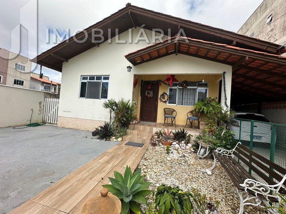Casa Residencial para venda no Ingleses do Rio Vermelho em Florianopolis com 300m² por R$ 960.000,00 Casa Residencial para venda no Ingleses do Rio Vermelho em Florianopolis com 300m² por R$ 960.000,00