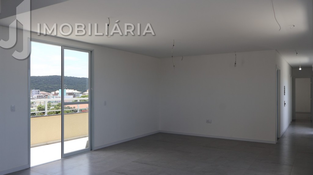 Cobertura para venda no Ingleses do Rio Vermelho em Florianopolis com 212m² por R$ 950.000,00