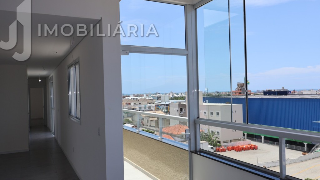 Cobertura para venda no Ingleses do Rio Vermelho em Florianopolis com 212m² por R$ 950.000,00