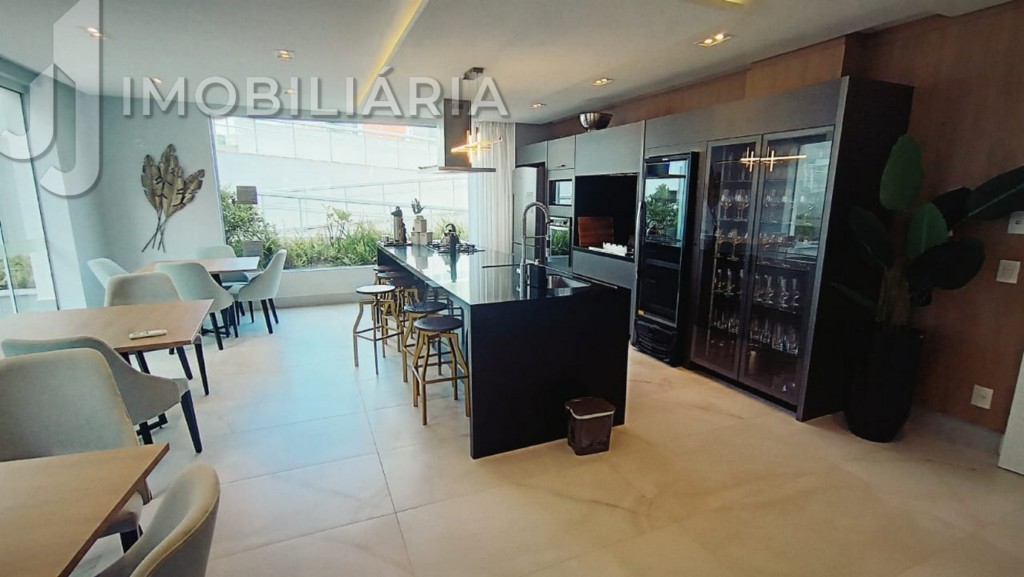 Apartamento para venda no Agronomica em Florianopolis com 220,92m² por R$ 2.103.000,00