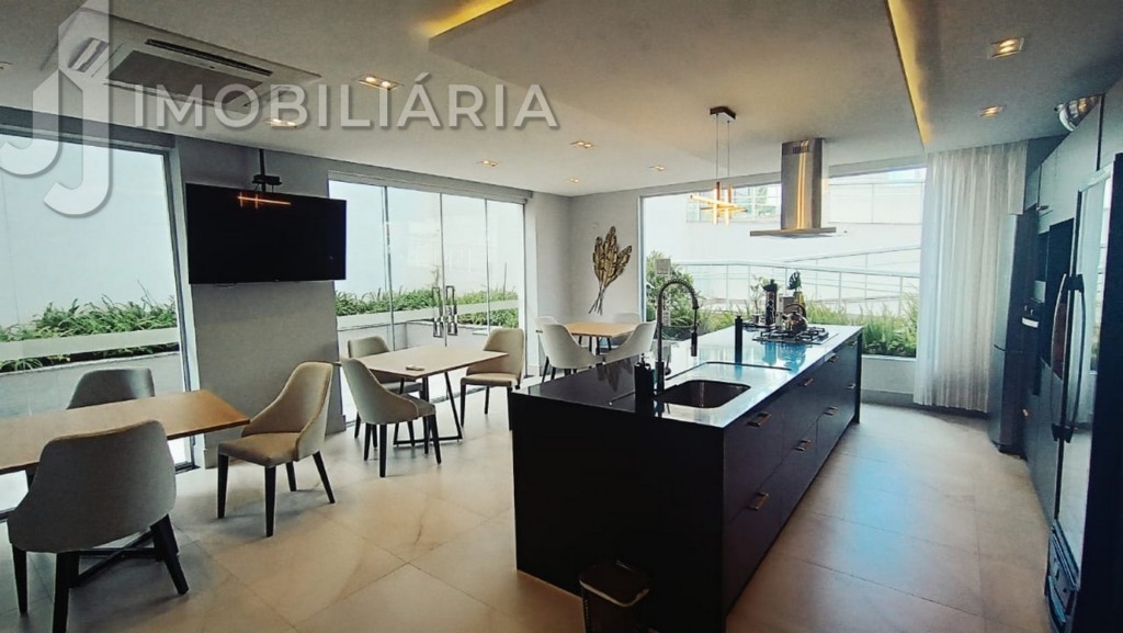 Apartamento para venda no Agronomica em Florianopolis com 220,92m² por R$ 2.103.000,00