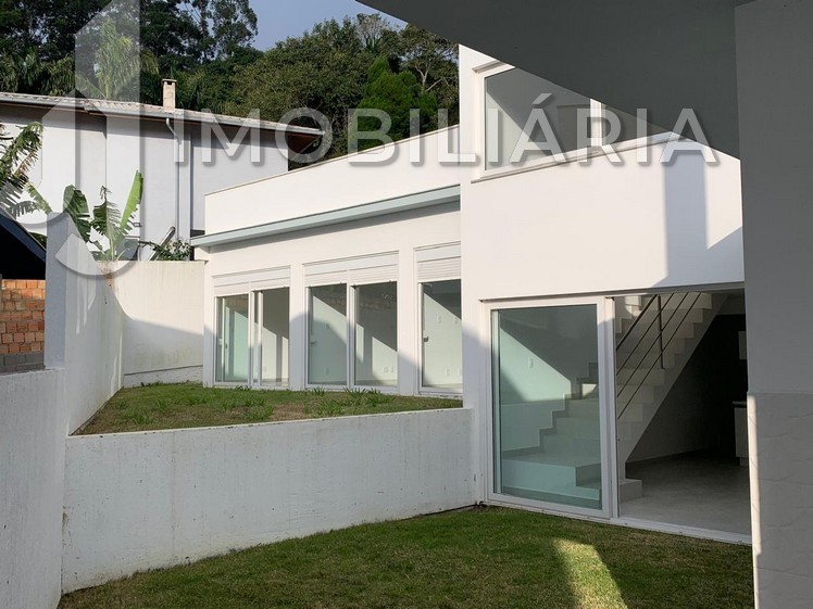 Casa Residencial para venda no Cachoeira do Bom Jesus em Florianopolis com 500m² por R$ 1.550.000,00 Casa Residencial para venda no Cachoeira do Bom Jesus em Florianopolis com 500m² por R$ 1.550.000,00