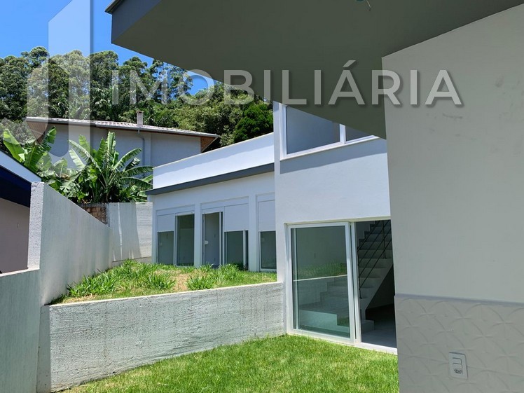Casa Residencial para venda no Cachoeira do Bom Jesus em Florianopolis com 500m² por R$ 1.550.000,00 Casa Residencial para venda no Cachoeira do Bom Jesus em Florianopolis com 500m² por R$ 1.550.000,00