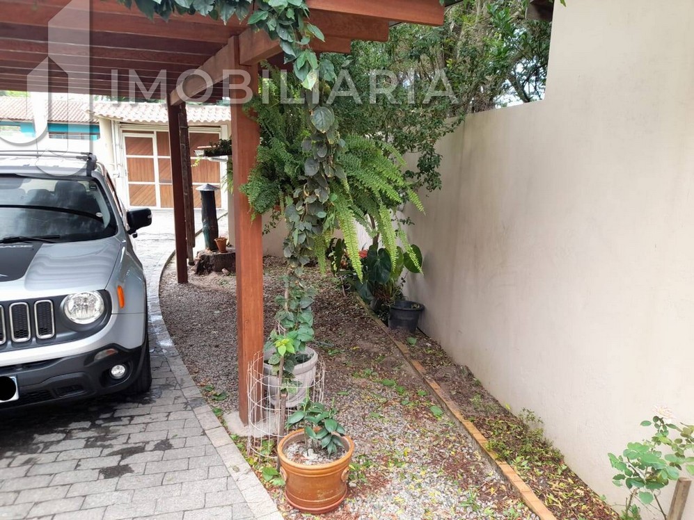 Casa Residencial para venda no Sao Joao do Rio Vermelho em Florianopolis com 450m² por R$ 950.000,00 Casa Residencial para venda no Sao Joao do Rio Vermelho em Florianopolis com 450m² por R$ 950.000,00
