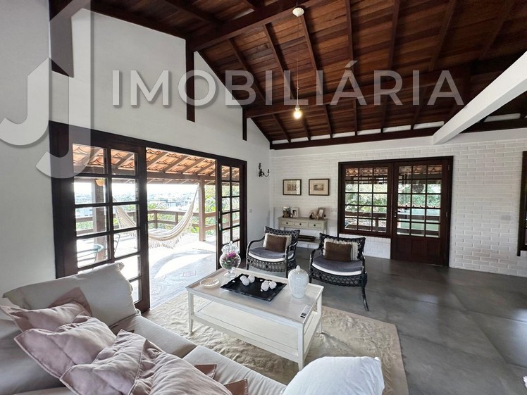 Casa Residencial para venda no Ingleses do Rio Vermelho em Florianopolis com 840m² por R$ 1.390.000,00