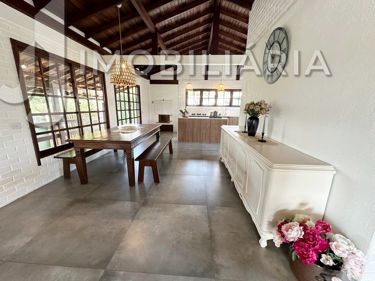 Casa Residencial para venda no Ingleses do Rio Vermelho em Florianopolis com 840m² por R$ 1.390.000,00
