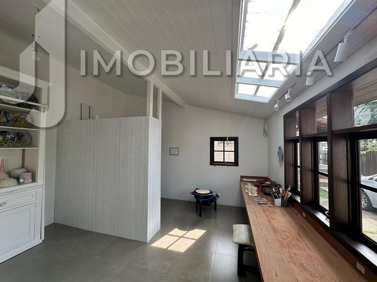 Casa Residencial para venda no Ingleses do Rio Vermelho em Florianopolis com 840m² por R$ 1.390.000,00
