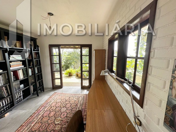 Casa Residencial para venda no Ingleses do Rio Vermelho em Florianopolis com 840m² por R$ 1.390.000,00