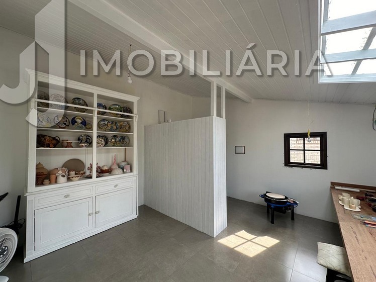 Casa Residencial para venda no Ingleses do Rio Vermelho em Florianopolis com 840m² por R$ 1.390.000,00
