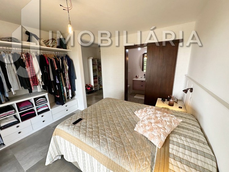 Casa Residencial para venda no Ingleses do Rio Vermelho em Florianopolis com 840m² por R$ 1.390.000,00