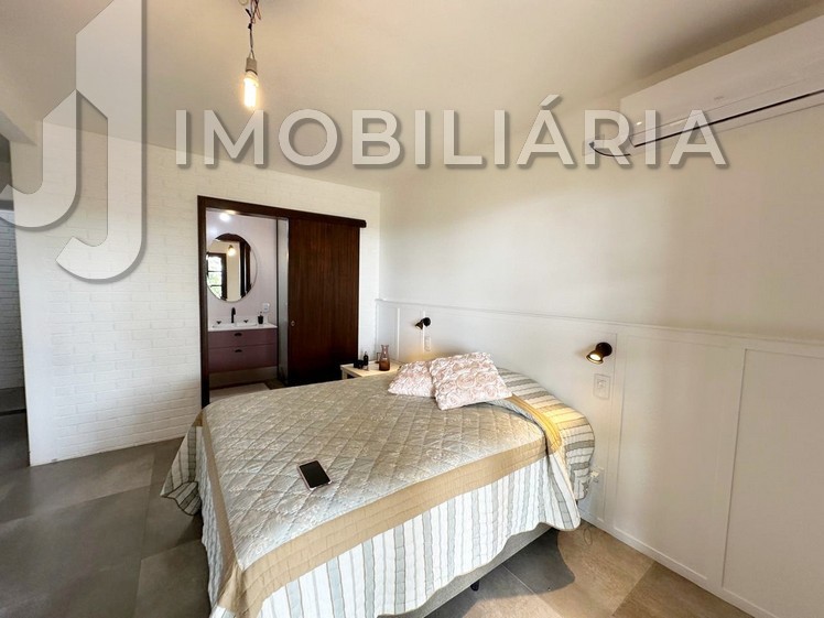 Casa Residencial para venda no Ingleses do Rio Vermelho em Florianopolis com 840m² por R$ 1.390.000,00
